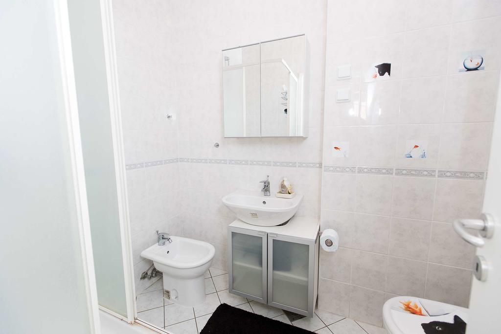 Lux Apartment Jadranovo Ngoại thất bức ảnh
