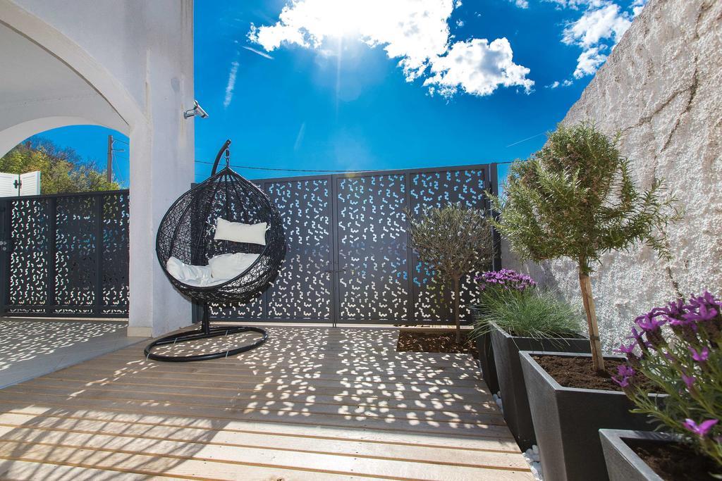 Lux Apartment Jadranovo Ngoại thất bức ảnh